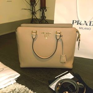 prada saffiano soft